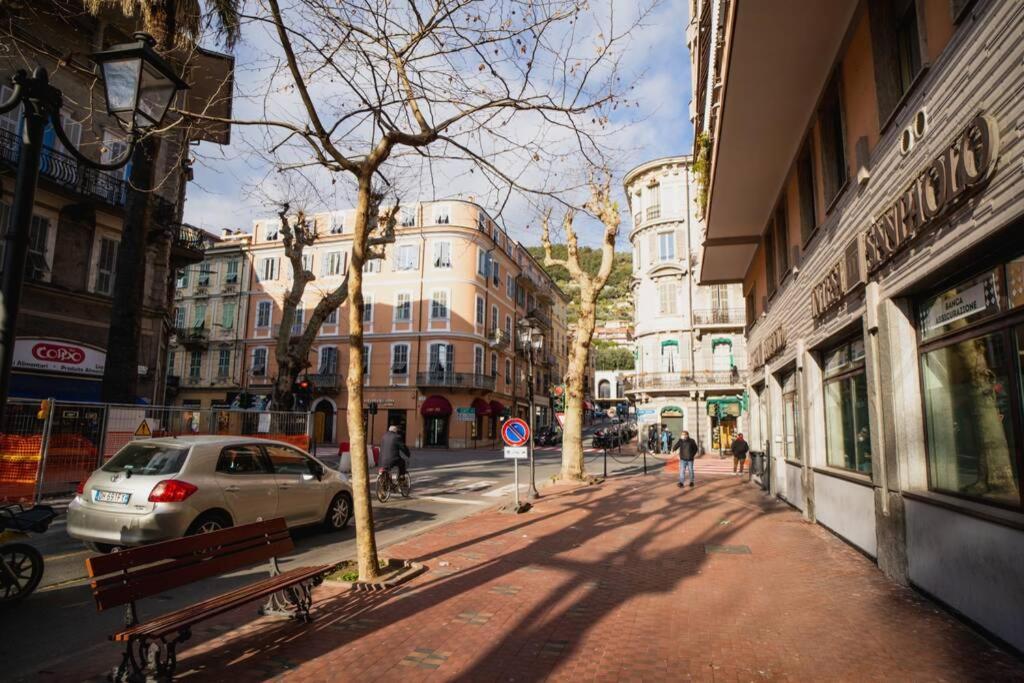 Grand Central Ventimiglia - Wifi & Parking Exterior photo